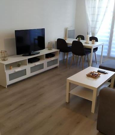 T2 De 42M² A Proximite De La Gare A 30Min De Paris Apartment Mantes-la-Jolie Exterior photo