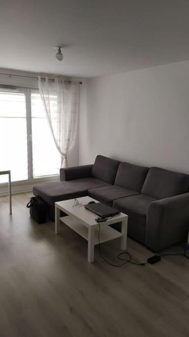 T2 De 42M² A Proximite De La Gare A 30Min De Paris Apartment Mantes-la-Jolie Exterior photo